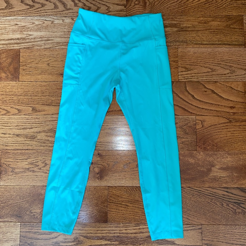Turquoise active leggings with pockets